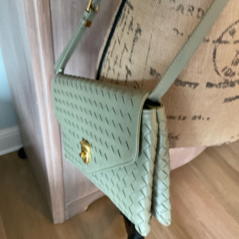 Anthropologie Foldover Woven Clutch - Picture 6 of 16